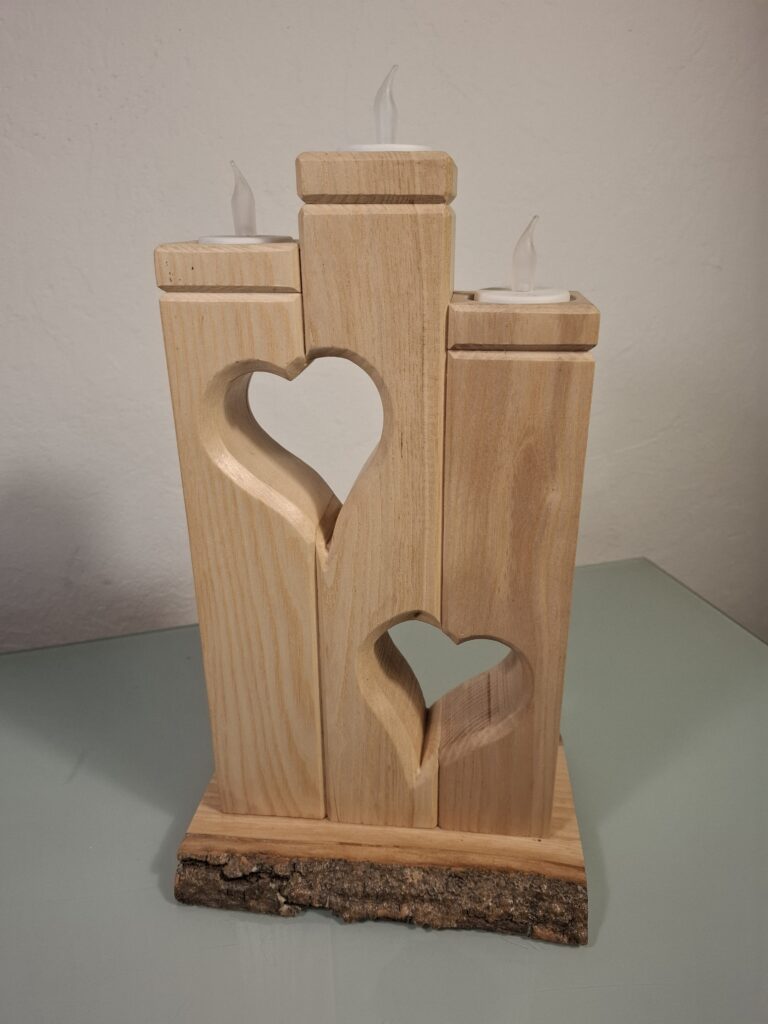 Un Bougeoir en Bois Massif