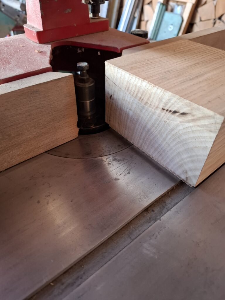 Un socle pour nos Lampes en Béton