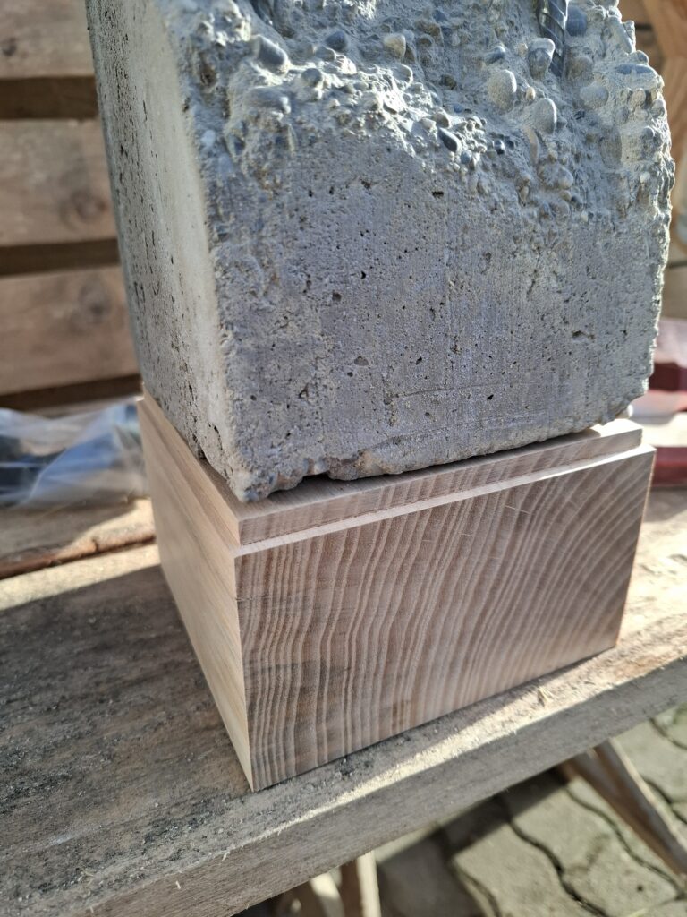 Un socle pour nos Lampes en Béton