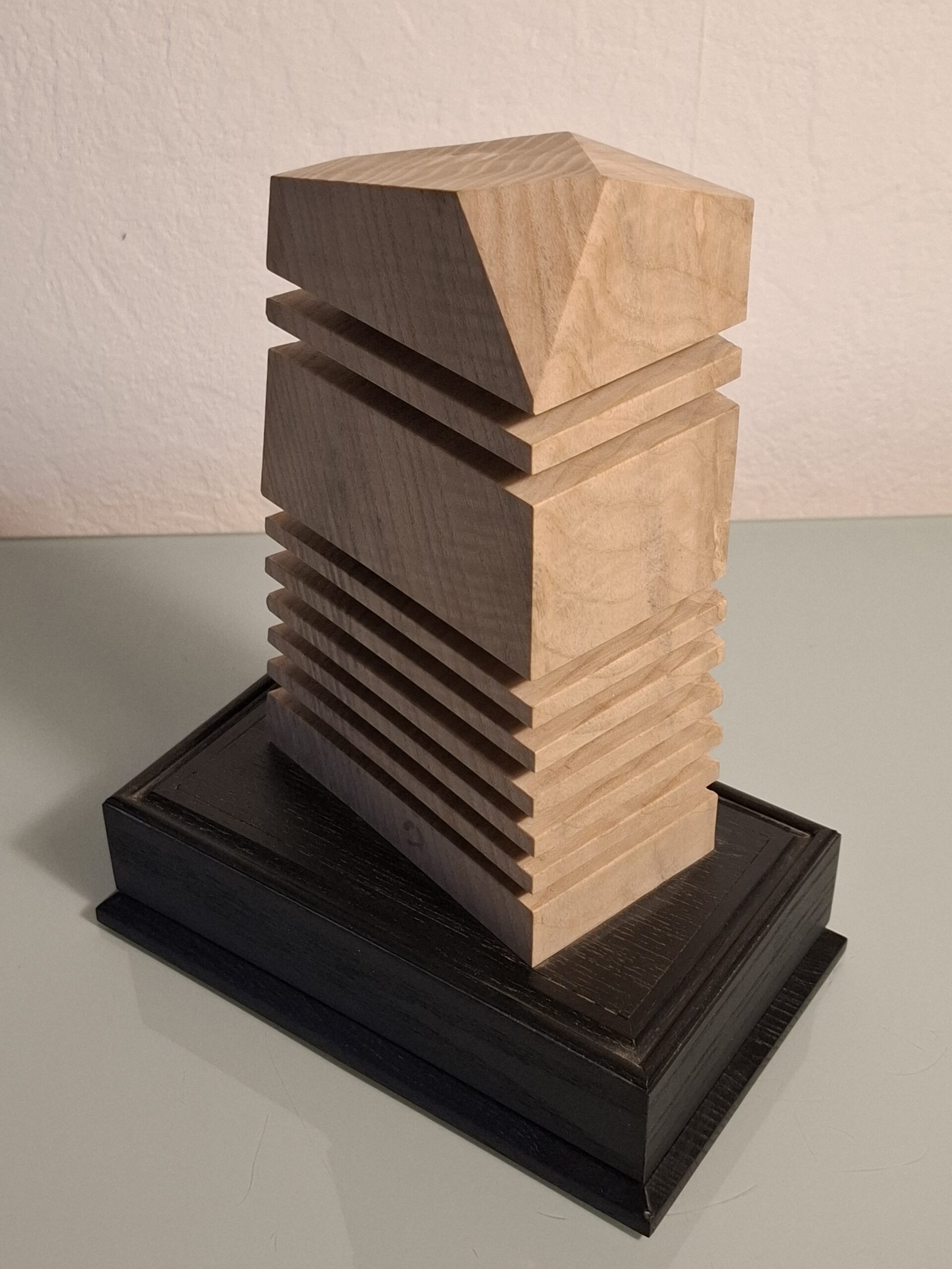 Lampe de Table Mobile en Bois