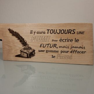 Une plume pour écrire le futur