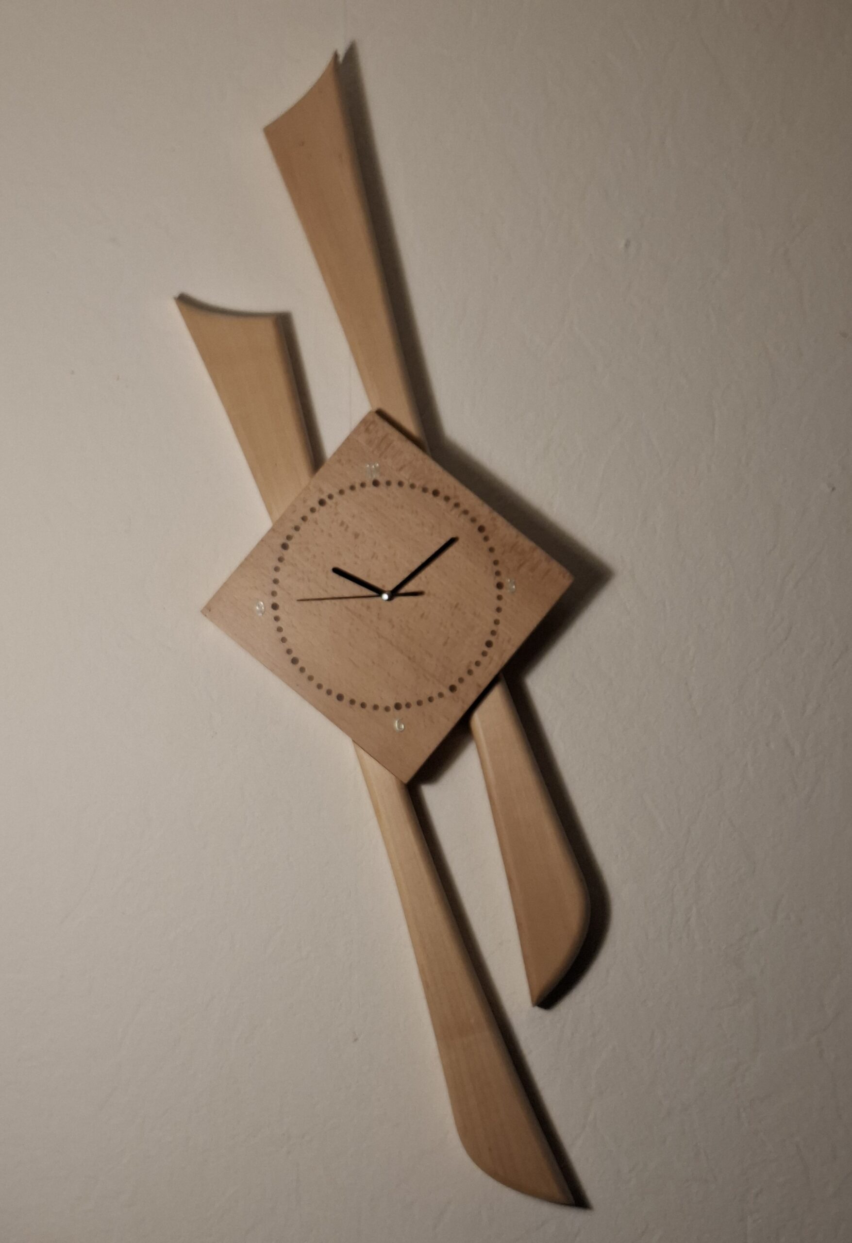 Horloge Murale en Bois